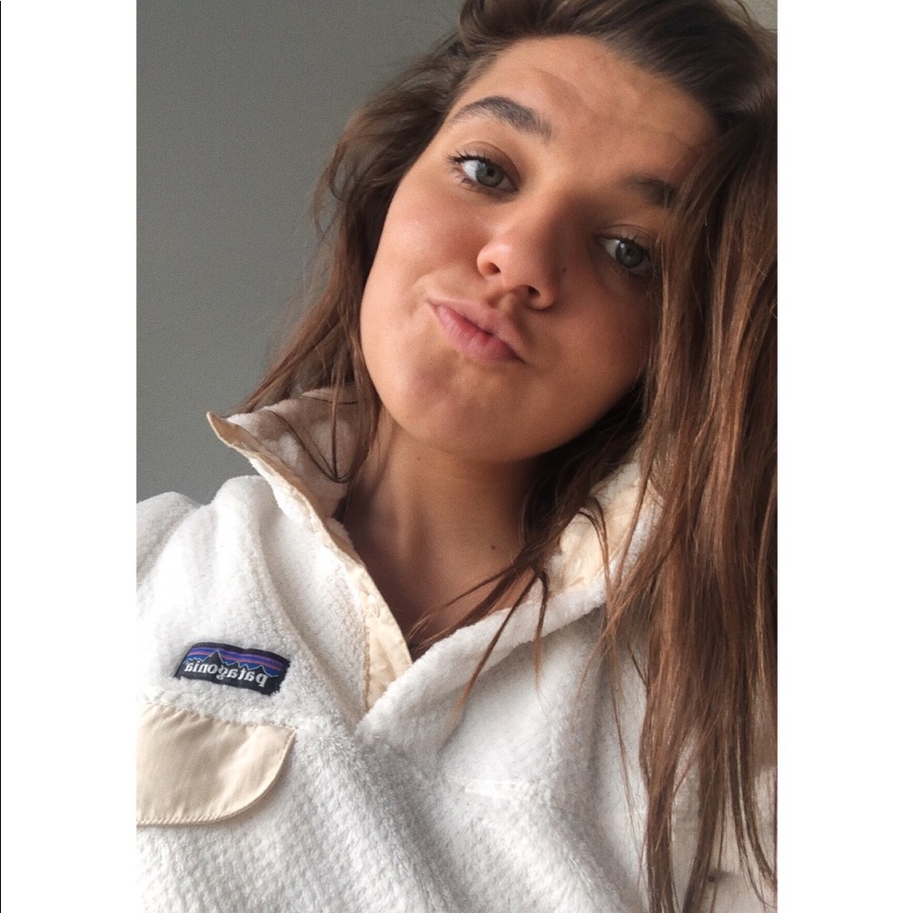 Meet your Posher, Cecilia